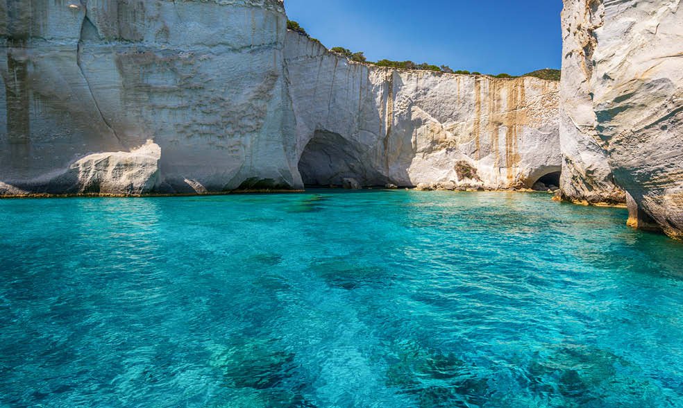 travellook milos